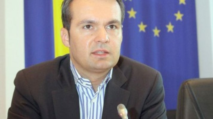 Primarul din Baia Mare, urmărit penal pentru luare de mită şi trafic de influenţă